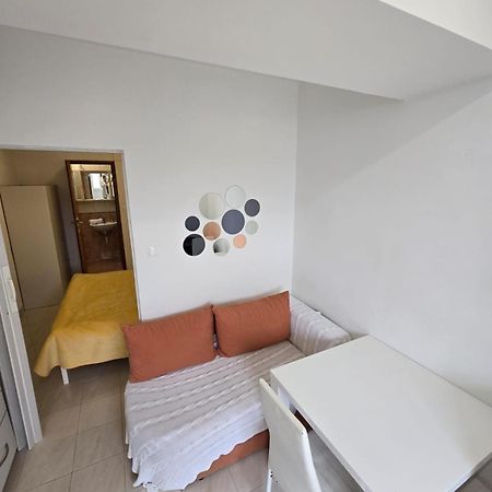 Apartment Ella Banjol Exteriér fotografie