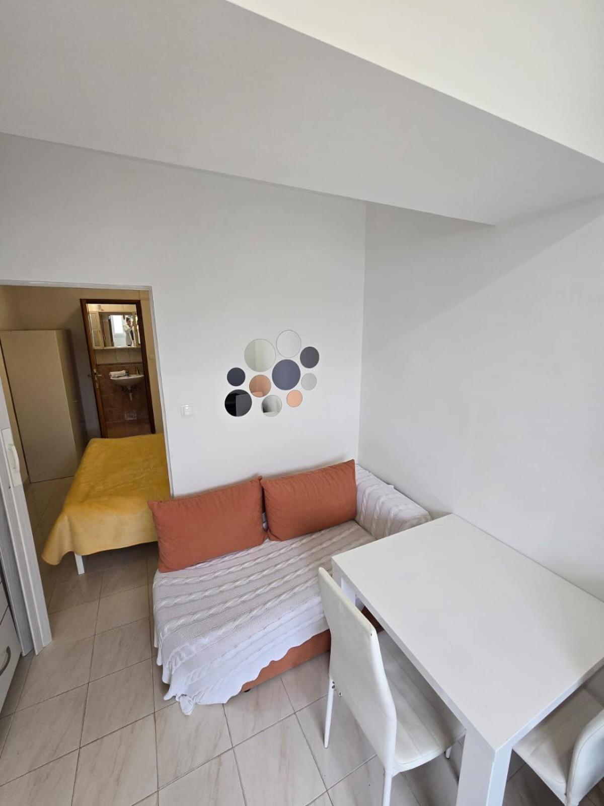 Apartment Ella Banjol Exteriér fotografie